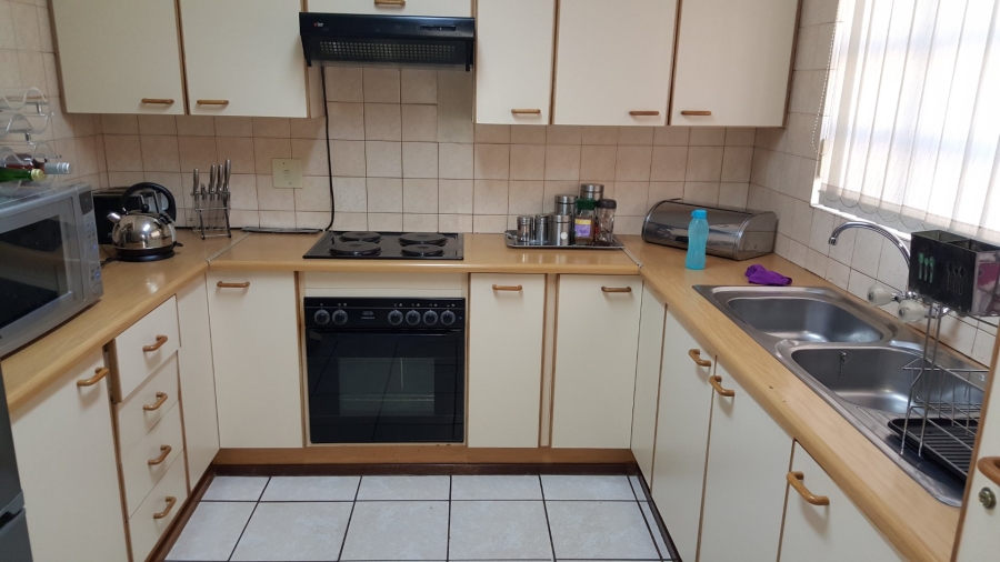 To Let 3 Bedroom Property for Rent in Eureka Free State